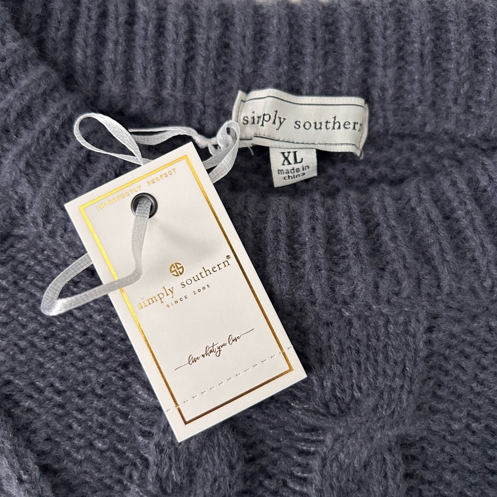 GOEGEOUS Simply Southern chunky cableknit dark blue sweater - NEW!! - Picture 5 of 14
